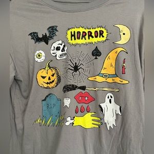 Women’s Halloween shirt Medium